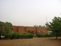 Bâtiment du Cermes, Centre de Recherche Médicale et Sanitaire, à Niamey, Niger.