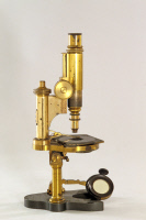 Microscope Nachet avec miroir dépliant