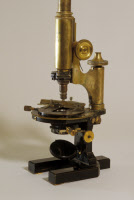 Microscope de Roux