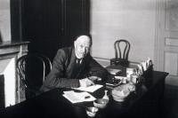 Charles Nicolle à l'Institut Pasteur de Tunis vers 1920