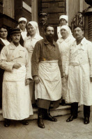 René Dujarric de la Rivière et collaborateurs vers 1915