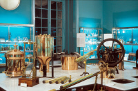 Salle des souvenirs scientifiques au musée Pasteur