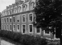 Vue arrière du bâtiment historique de l'Institut Pasteur vers 1910