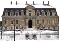 Façade du bâtiment historique de l'Institut Pasteur