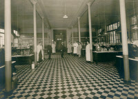 Laboratoire de chimie, 1910