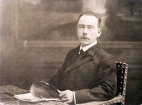 Jules Bordet (1870-1961) à son bureau vers 1915-1920