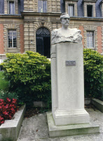 Buste de Louis Pasteur par Naoum Aronson