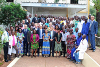 Visite de Christian Bréchot à l'Institut Pasteur de Bangui les 19 et 20 juillet 2016
