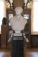 Buste du Comte de Laubespin dans la Salle des Actes