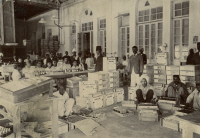 Fabrication du vaccin antipesteux à l'Institut Haffikine à Bombay.
