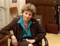Agnes Ullmann (1927-2019) vers 1990