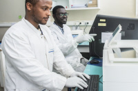 Laboratoire à l'Institut Pasteur de Dakar en juin 2019