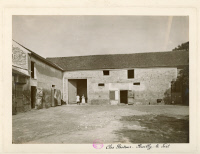 Le clos Pasteur à Pouilly le Fort .