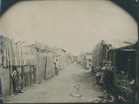 Quartier des chiffoniers pendant l'épidémie de peste de 1920.