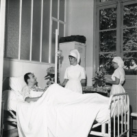 Chambre à l'hôpital Pasteur vers 1960