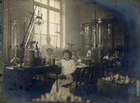 Laboratoire de préparation de vaccins dirigé par Félix d'Hérelle vers1919