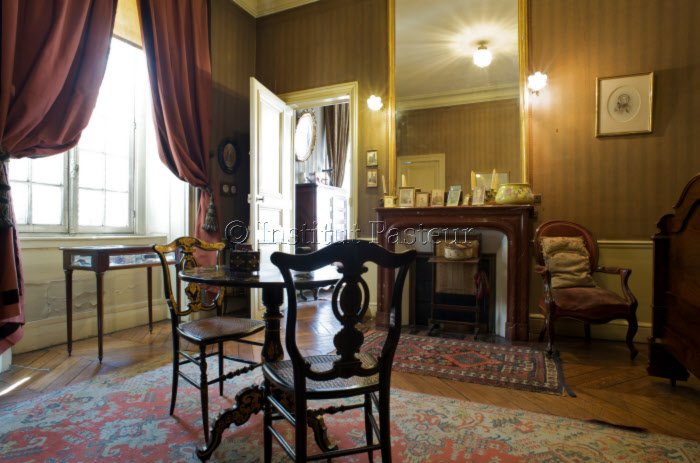 Chambre de Madame Pasteur, Musée Pasteur.