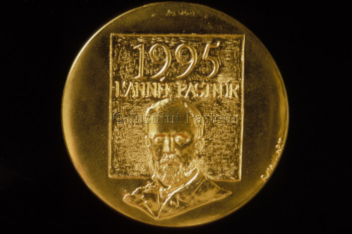 Médaille Pasteur 1995, avers