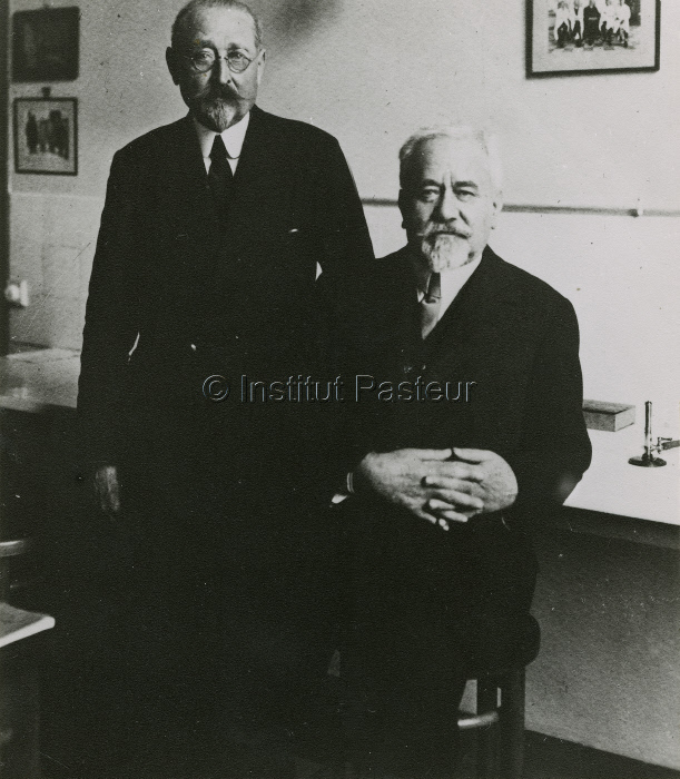 Camille Guérin et Albert Calmette en 1931