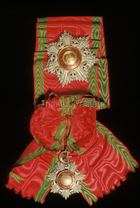 Médaille et ruban de l'Ordre impérial du Medjidié de Turquie 