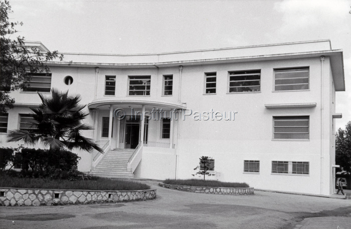 Bâtiment à l'Institut Pasteur de Tunis inauguré en 1954
